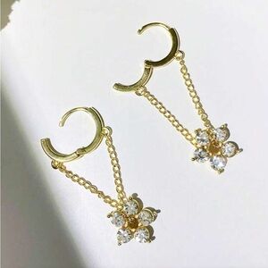Gold Flower Hoop Earrings A1544